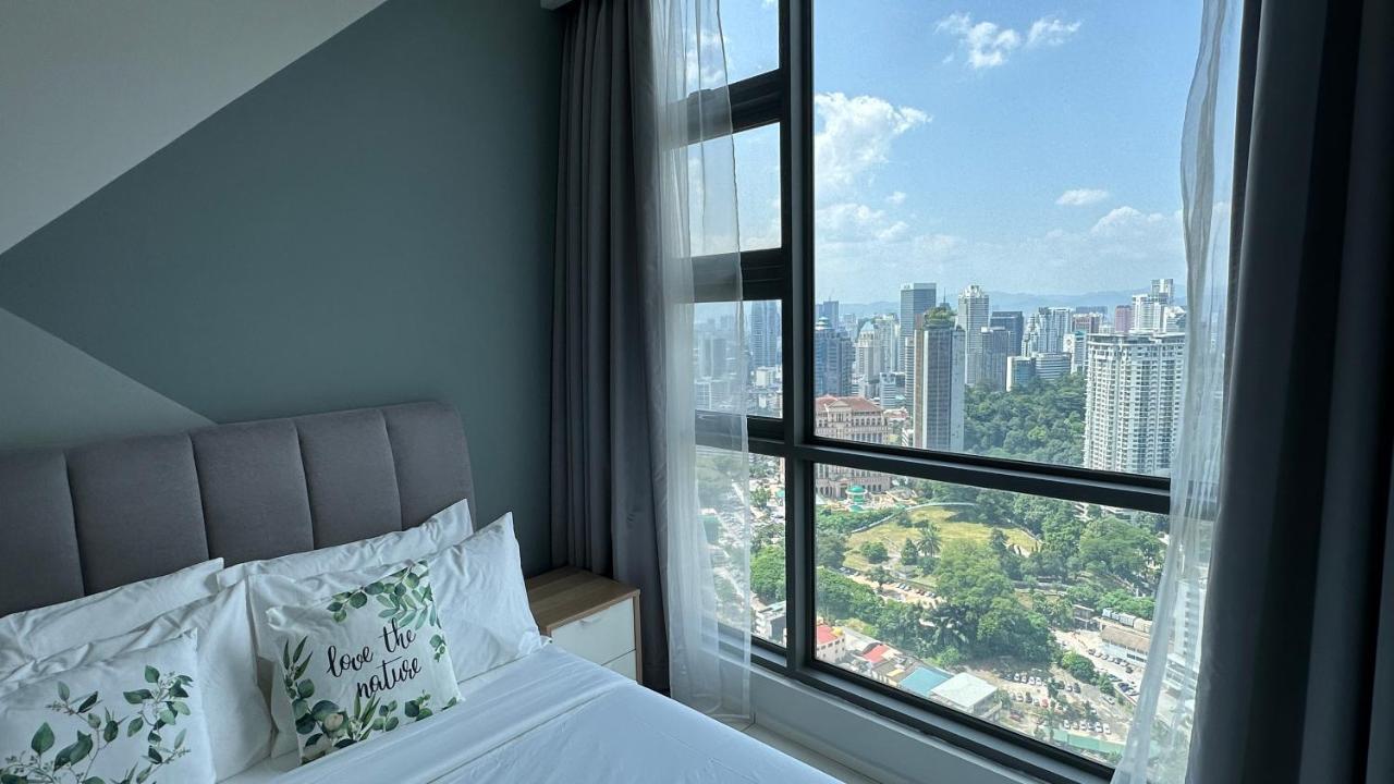 Skyline View In Bukit Bintang The Robertson 42F Apartamento Kuala Lumpur Exterior foto