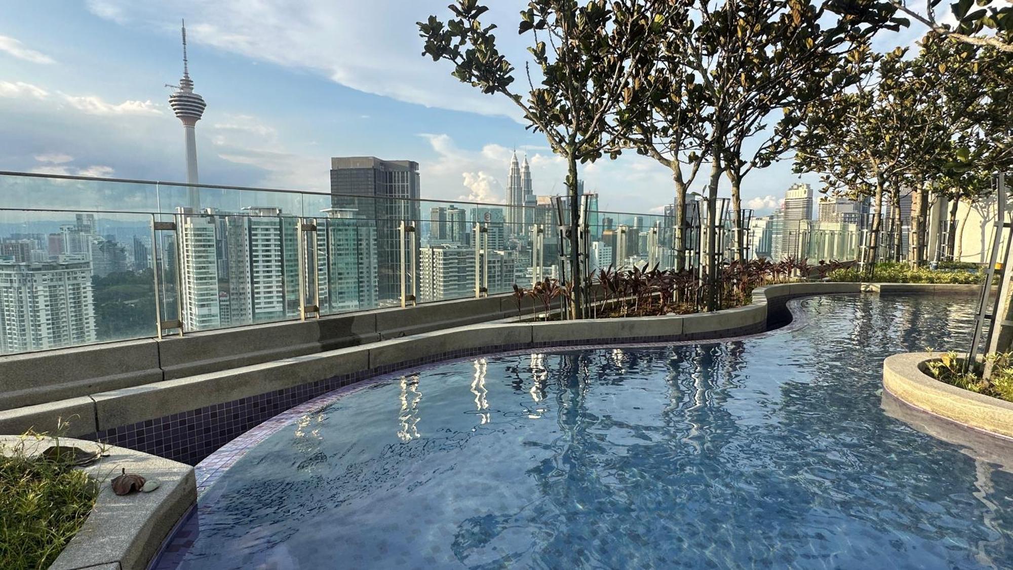 Skyline View In Bukit Bintang The Robertson 42F Apartamento Kuala Lumpur Exterior foto
